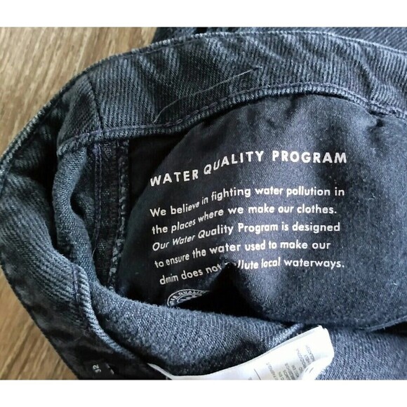 Banana Republic Shorts Womens Size 32 Black Denim High Rise Fit Mom High Waisted - Picture 6 of 9